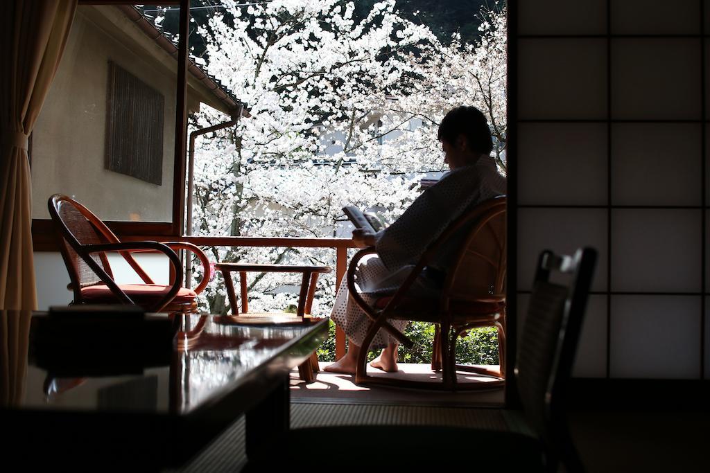 Hotel Mikiya à Toyooka  Extérieur photo